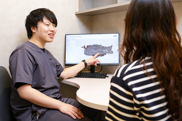 豊中服部ノボ歯科・矯正歯科クリニック 矯正終了後は後戻りを予防し、定期的なメンテナンスへ