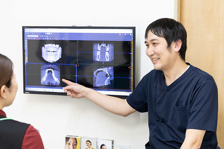 わかすぎ歯科 機能と審美の回復を図り 残存歯の維持をめざすインプラント治療