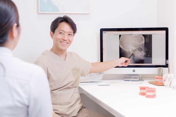 安永矯正歯科医院 福岡 大人の歯列矯正で後悔しないために 矯正治療の適切なタイミングは