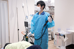里村消化器内科・胃と大腸内視鏡クリニック 大腸内視鏡検査は不安で当然 怖さを取り除く工夫で寄り添う