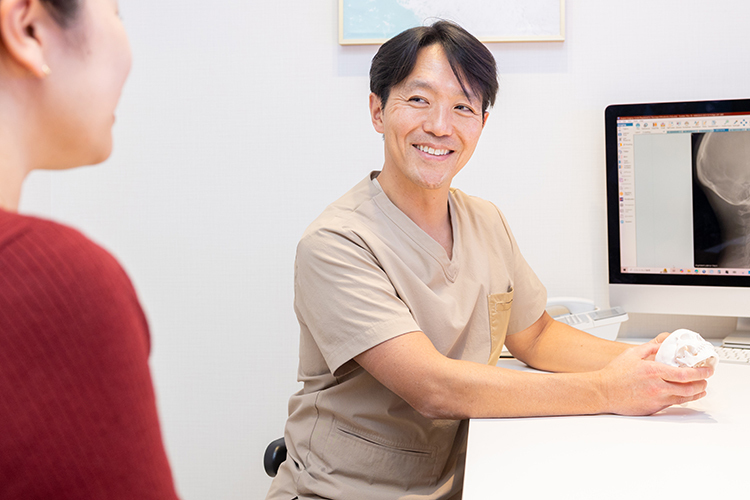 安永矯正歯科医院 福岡 大人の歯列矯正で後悔しないために 矯正治療の適切なタイミングは