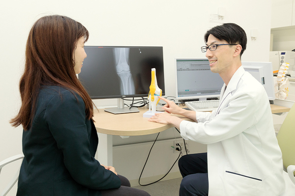 桜台わいわい整形外科 初期の骨粗しょう症は自覚症状がないため、定期的な検査が大切