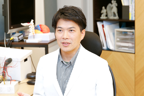 けやき脳神経リハビリクリニック 脳神経の豊富な知識や技術、経験を持つ院長が丁寧に診療する