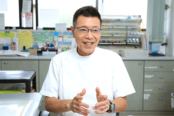 医療法人 平針かとう整形外科 腰痛にはさまざまな要因があると話す加藤院長