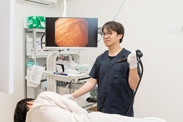 あかどうじクリニック 胃内視鏡は患者の負担を軽減するために、細径内視鏡を採用
