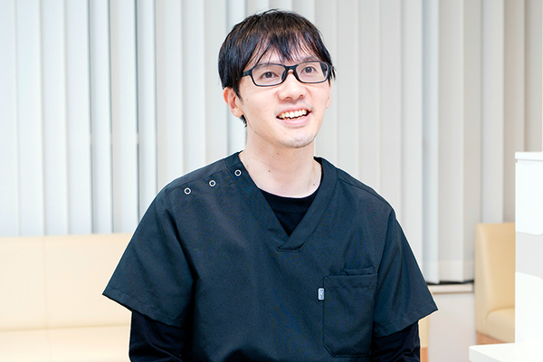 クリニックプラス立川  “ただの咳”と思い込まず、専門家の診察を受けてほしいと話す