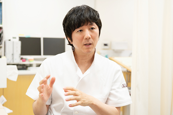 町野皮ふ科 長年専門的な研鑽を積んできた町野院長