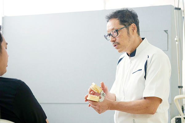 ながい正彦歯科 「全身を整えることを視野に入れた歯科診療」を行う永井院長