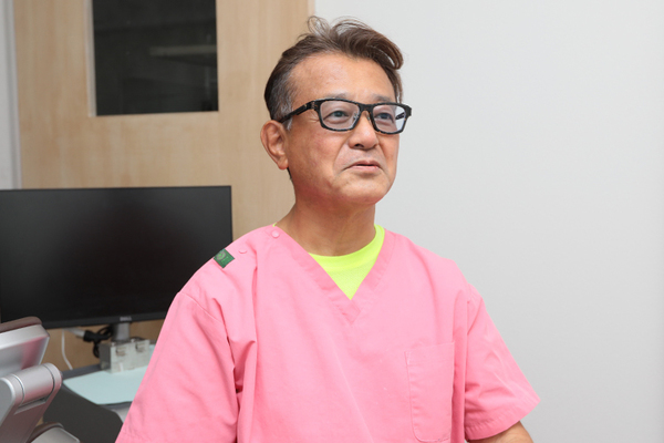 森田歯科 モニターを使い、患者にわかりやすく伝えることを心がける