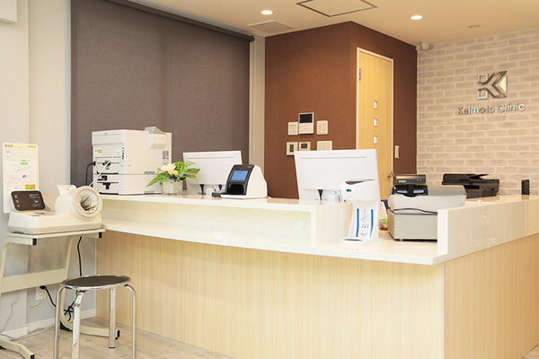 慶元クリニック 自然治癒することはなく、場合によっては手術が必要なこともある