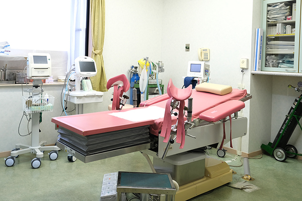 長岡産婦人科クリニック 麻酔を使用して痛みを軽減しながら、自然な出産をサポートする