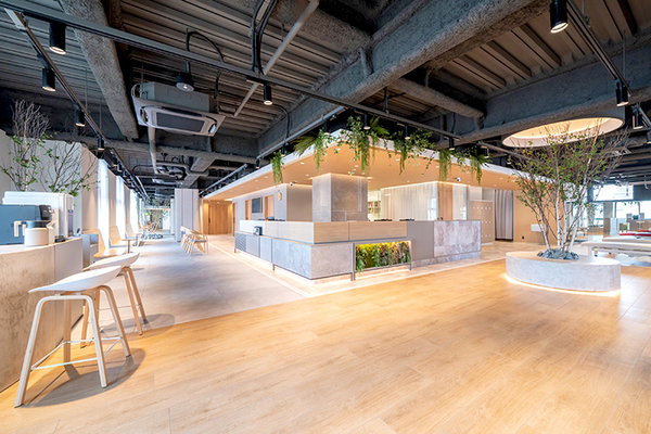 なかしま内科循環器・整形外科クリニック 優雅な雰囲気を心がけ、五感から癒やしを届ける