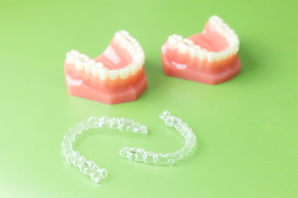 小西歯科医院 歯並びが整っていても、噛み合わせが悪ければ歯列矯正が必要だ