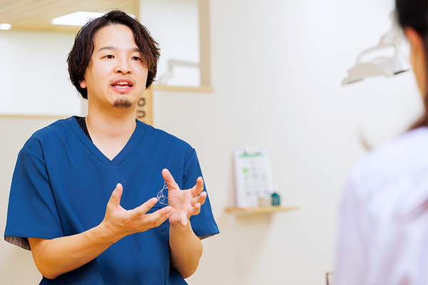 Ohana Dental Clinic 矯正の種類や特徴、利点や欠点などしっかりと説明している