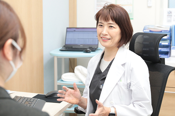 ほしの脳神経・整形外科・在宅クリニック立川 患者に寄り添ったわかりやすい説明を心がけている堀田先生