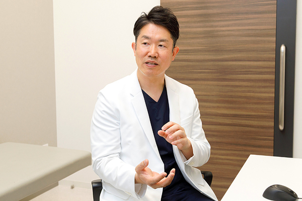 はしもと整形外科リハビリクリニック 「痛みがあった時は我慢しすぎないことが大事」と話す橋本院長