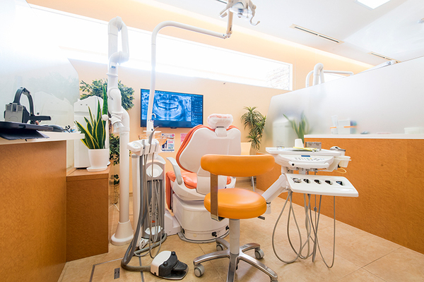 安佐祇園デンタルクリニック 「四方笑顔」を理念に掲げる「安佐祇園デンタルクリニック」