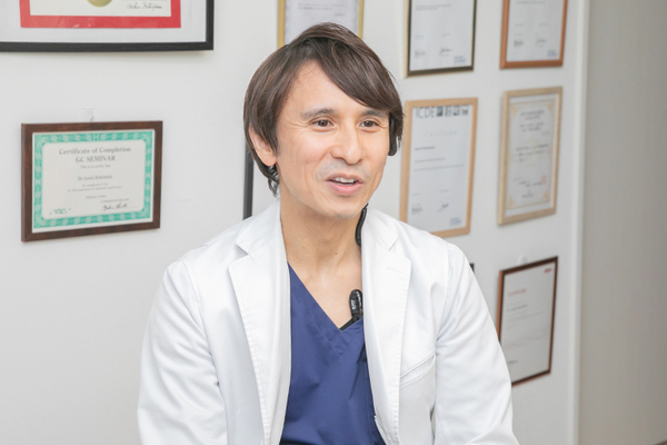 昭和歯科・矯正歯科 適切な治療のためにマイクロスコープはたいへん重要と院長は語る