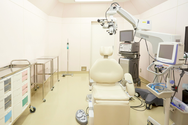 はりの眼科 数多く白内障の手術経験をもつ、専門性の高い「はりの眼科」