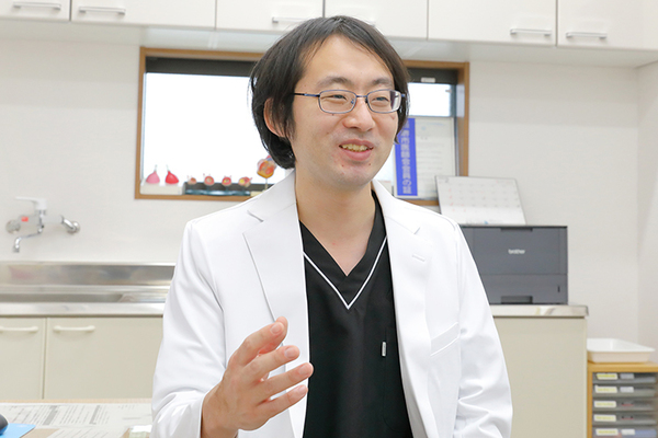 松本内科クリニック 自分の数値を把握しておくことが大切だと話す松本先生