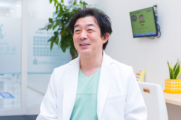 東戸塚駅前西口 おなかの窓口・内科・大腸と胃内視鏡クリニック 丁寧な説明と高い技術で、多くの患者を支える頼れる存在