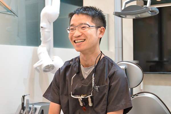 芦屋もみじ歯科 不安に思うことがある場合は気軽に相談してほしいと話す院長