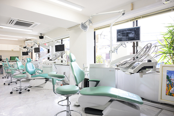 岡部歯科 親知らずを抜くことが他の歯を守ることにもつながる