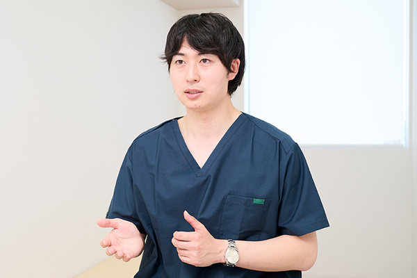 クリニックプラス三鷹 優しく丁寧で話しやすい加藤院長