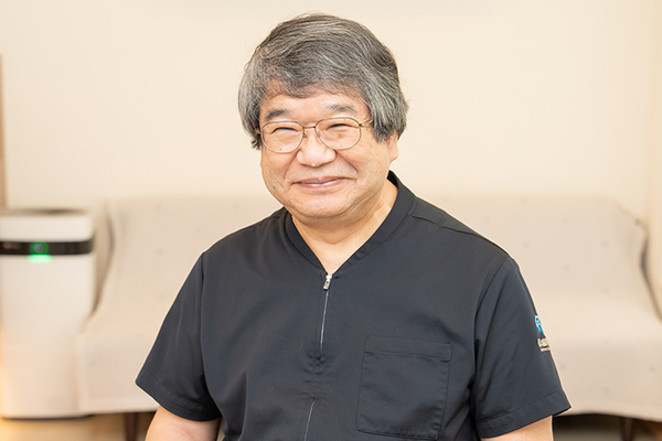 橋本歯科医院 全身の健康を考慮した歯科診療に力を入れている雅範院長