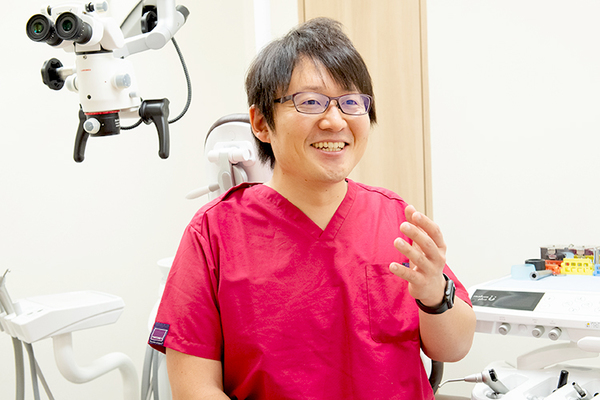 ひろ歯科クリニック 予防歯科の大切さについて話す院長