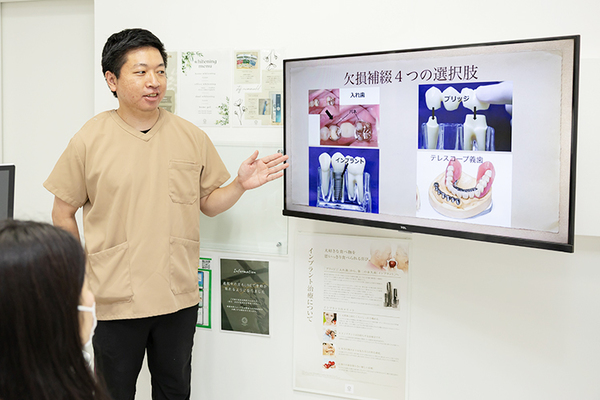 サカイ歯科クリニック さまざまな症例に対応する酒井院長