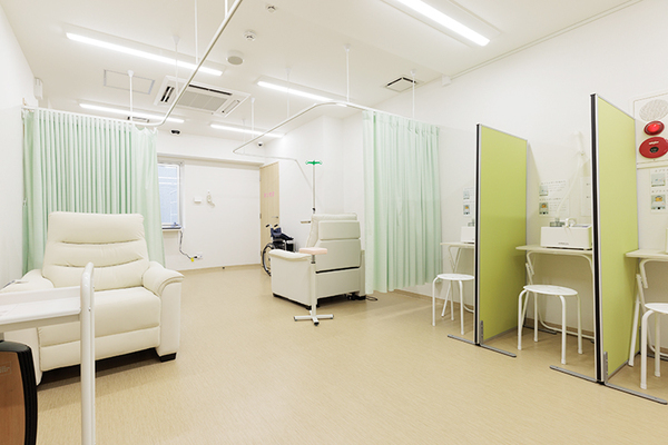 おんたけ耳鼻咽喉科 仕事帰りにも通いやすい診療体制を整える