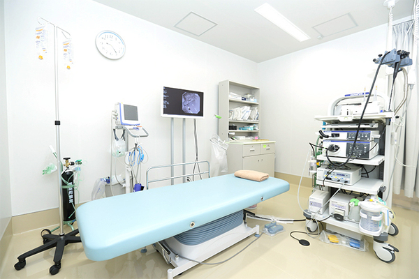 芦屋ms内科・消化器内視鏡クリニック 白基調の清潔感あふれる内視鏡室