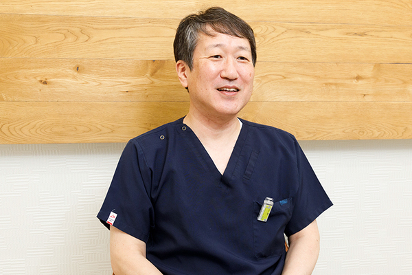 ふみもとクリニック かかりつけ医として、患者を支える文元先生