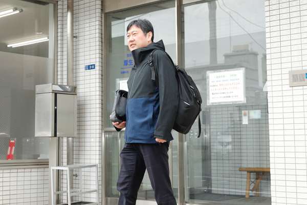 厚生クリニック 理学療法士の経験を持つ渡会院長