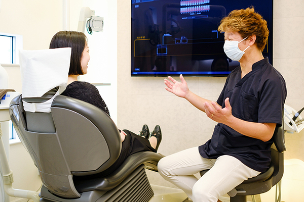 鈴木歯科医院 患者の要望や予算に合った入れ歯を提案