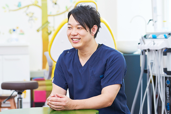ななつ星歯科 歯が生えてきたら一度受診することを勧めている