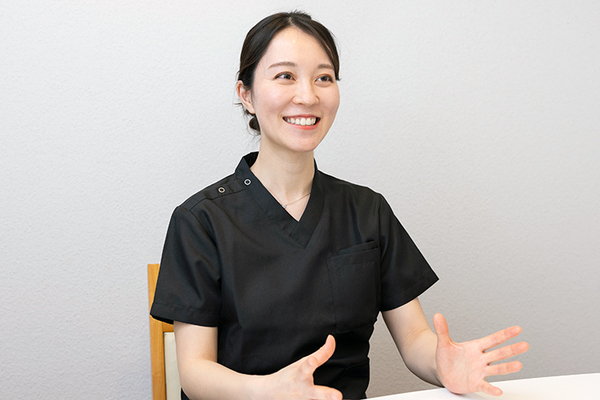 中川歯科クリニック 口腔外科出身で、幅広い診療にも対応している野中先生