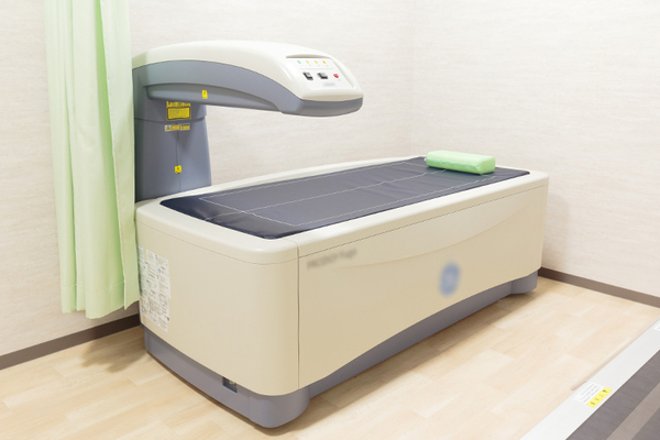 まえだ整形外科リウマチクリニック 精度の高い測定が可能な骨密度測定装置