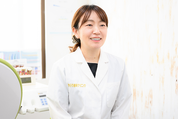 きらり歯科クリニック津田沼 子どもの歯磨きや噛み合わせなど、気軽に相談してほしいと話す