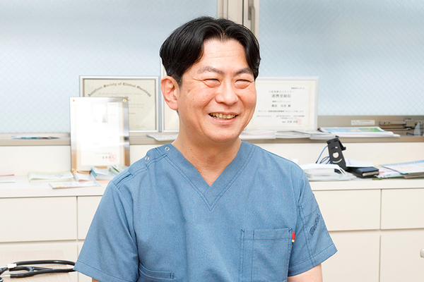 医療法人あさい内科　鶴橋なんばクリニック まずは受診し、気軽に相談してほしいと話す