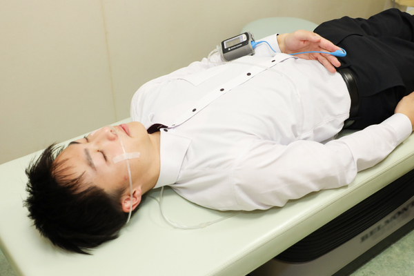 もりや耳鼻咽喉科 簡易検査を行い、治療の方向性を検討する