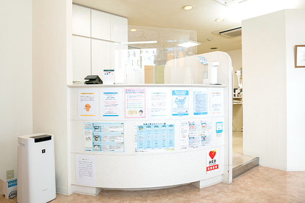 なのはな歯科医院 定期的な検診が自分の歯を守り、健康な歯の維持につながる