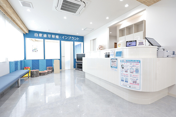 小松歯科医院 デメリットも事前にわかりやすく説明する