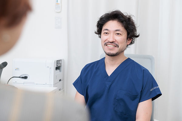 和光市駅前かわはら内視鏡・消化器内科クリニック 大腸がん早期発見のため便潜血検査は定期的に受けてほしいと話す