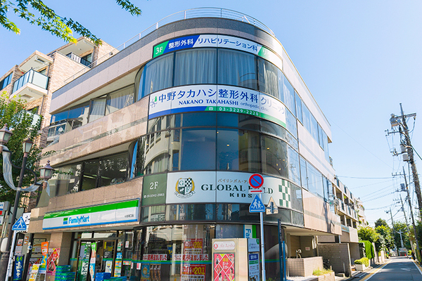 中野タカハシ整形外科クリニック 中野駅近くに位置し、幅広い整形外科疾患に対応する同院