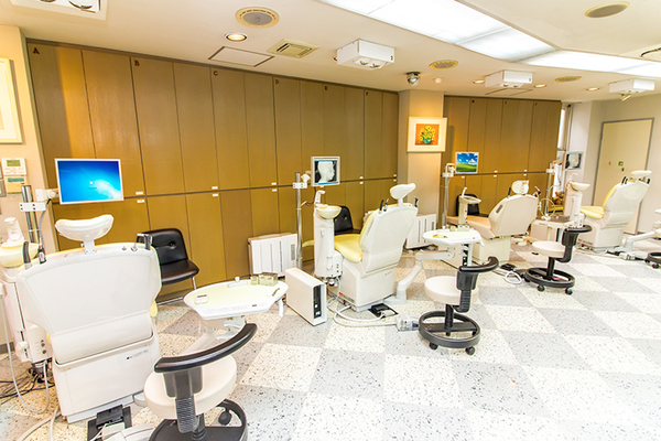 吉田矯正歯科クリニック オーダーメイドの矯正を提供するために、院内環境を整備している