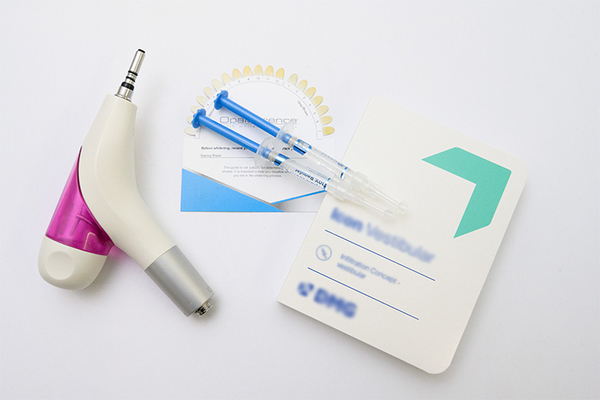 オーラルクリニックあさひろ 審美的な悩みは、黄ばみだけでなく白いくすみにも