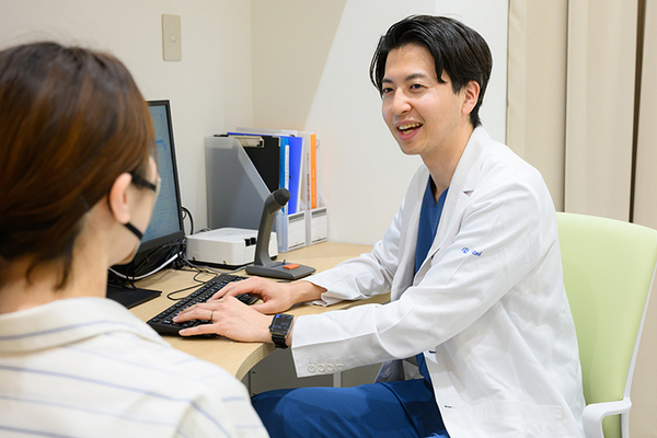 キュアステーションイオンスタイル南砂クリニック 少しでも気になることがあれば気軽に立ち寄ってほしいと話す院長