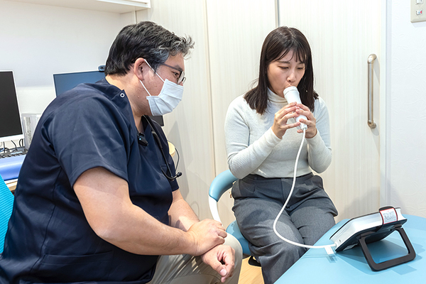 ふかさわ内科・呼吸器内科クリニック 大学病院とも連携し、高水準の医療サービスを提供する